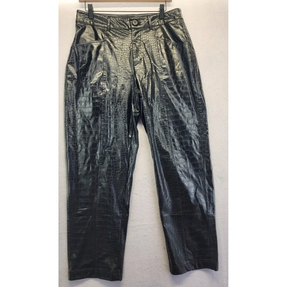 Black Faux Leather Croc Embossed Ankle Pants Size 10 Biker Animal Print Edgy Out